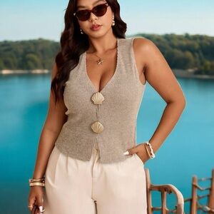 Elegant Shell Buttons Top